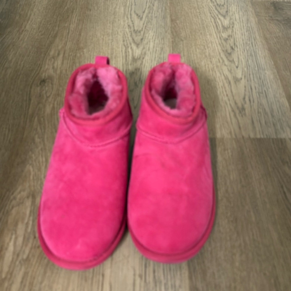 Hot pink Uggs